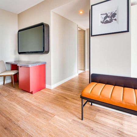 Toor Hotel Toronto, Part Of Jdv By Hyatt מראה חיצוני תמונה